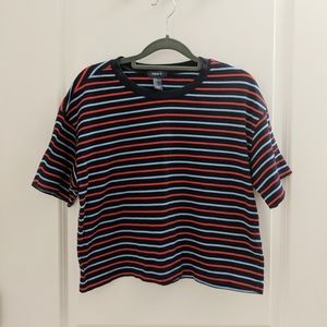 Forever 21 Cropped Navy and Red Striped Short Sleeve Shirt Size Small